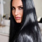 Shampoo oil reflections com foco em brilho, maciez e cor protegida.